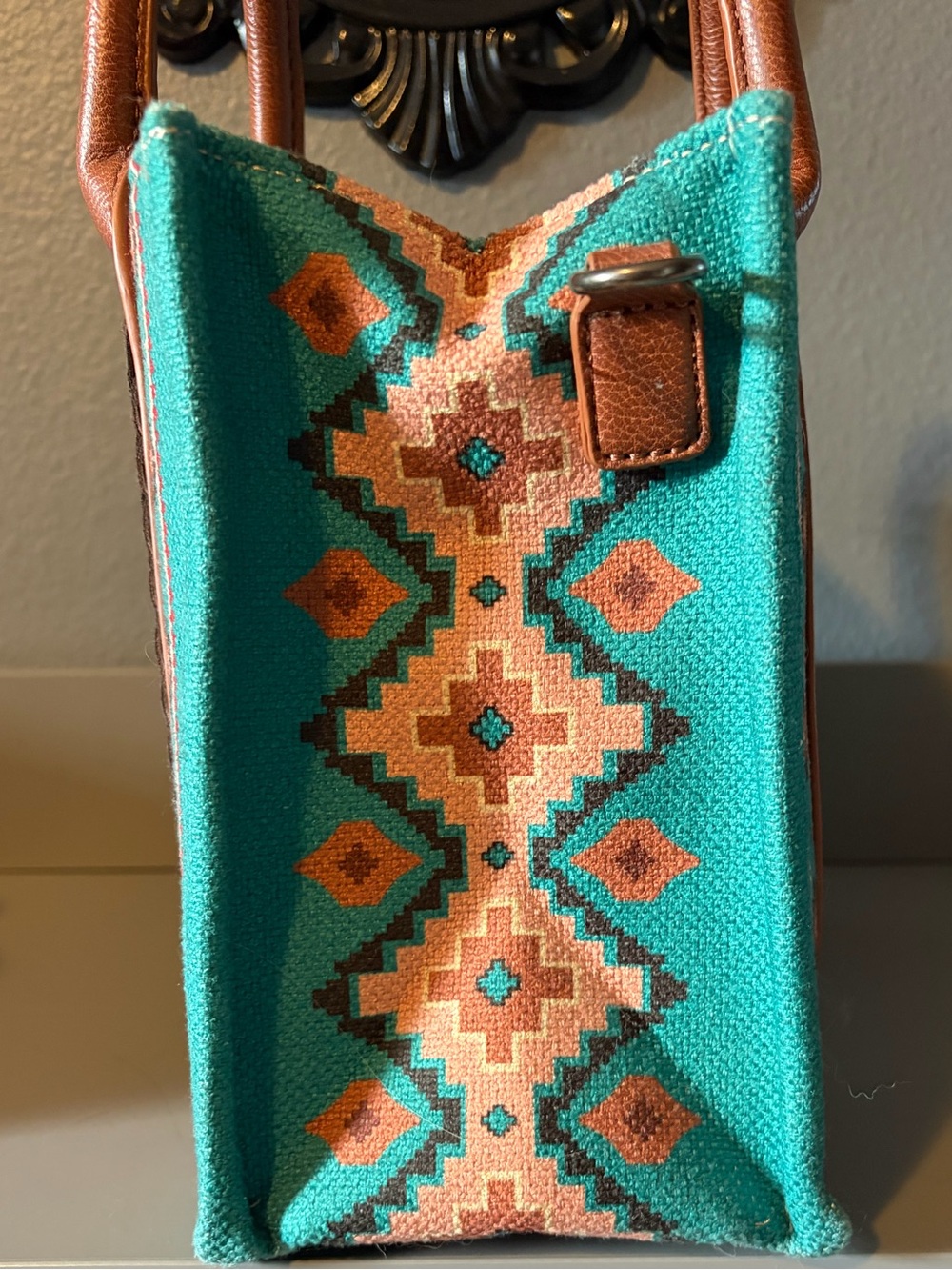 Wrangler Turquoise and Brown Southwestern Pattern Satchel with Embroidered Strap - Picture 4 of 6